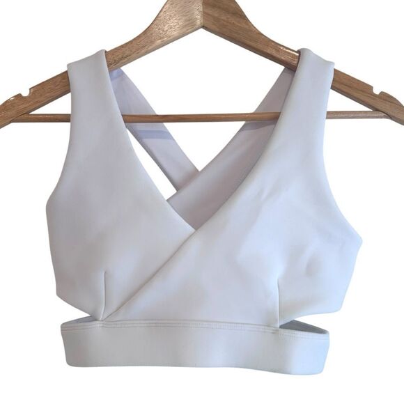 Cleo Harper White Cross-Back Sports Bra Size XS - Picture 2 of 7
